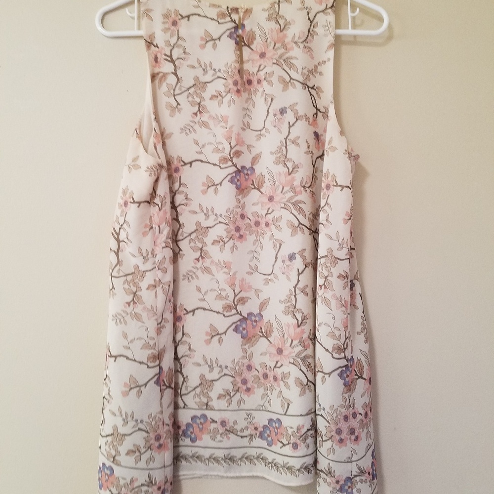 Blouse Floral Design